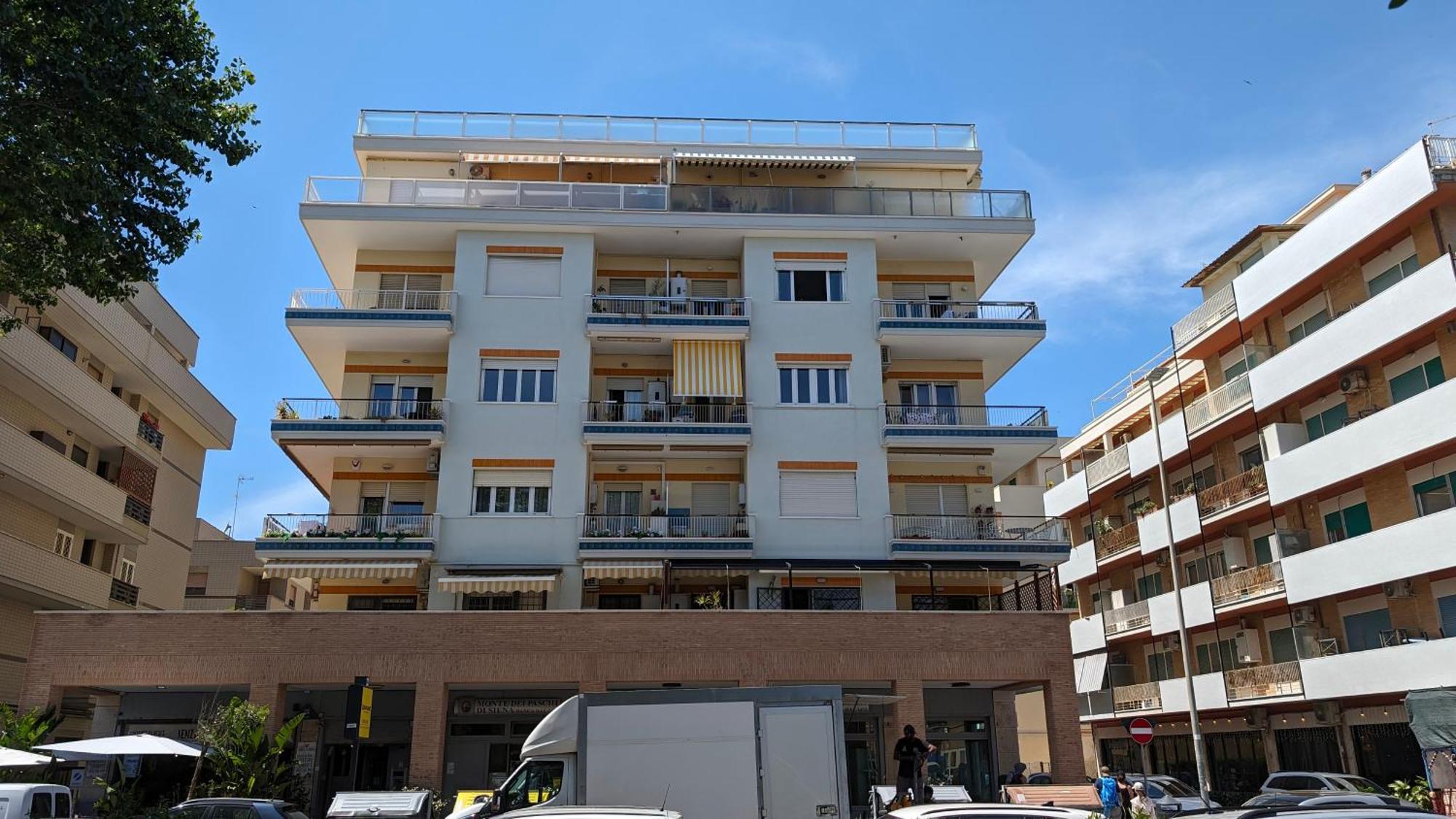 Appartamento Ostia Enjoy Екстериор снимка